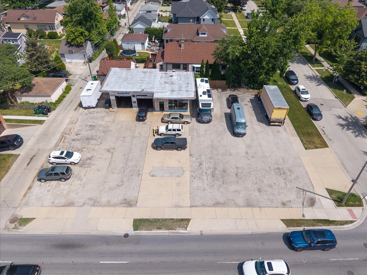 1030 Touhy Avenue
