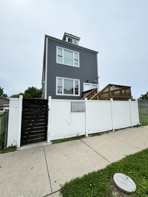 5148 Wolcott Avenue